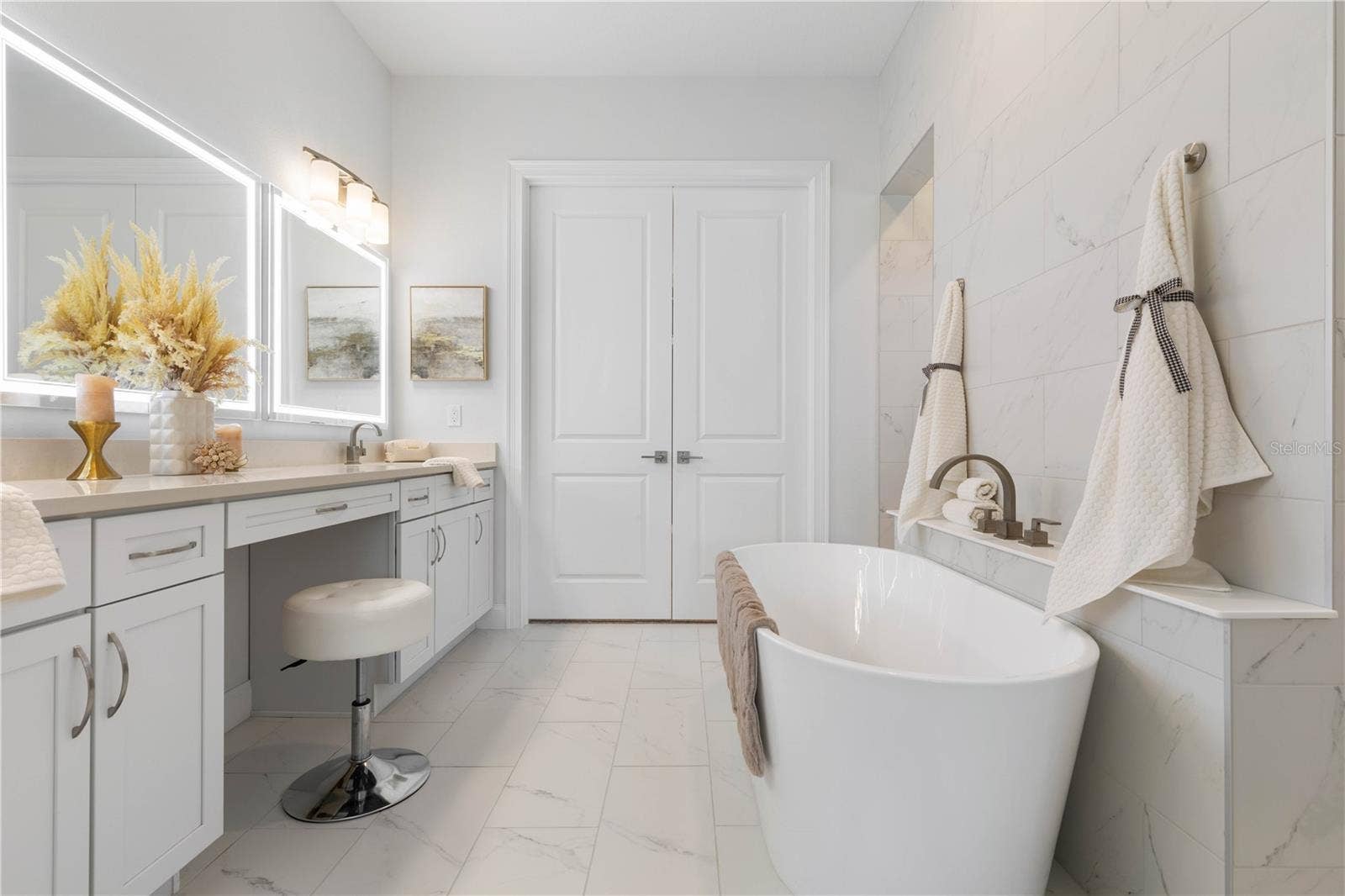 Serene Primary Bath