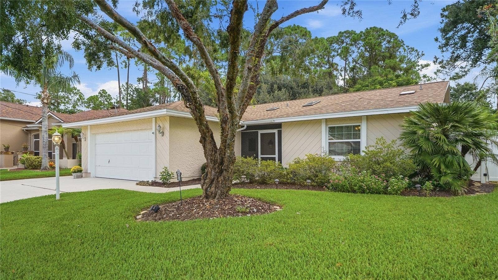 12 WOODFORD LANE, Palm Coast, FL 32164