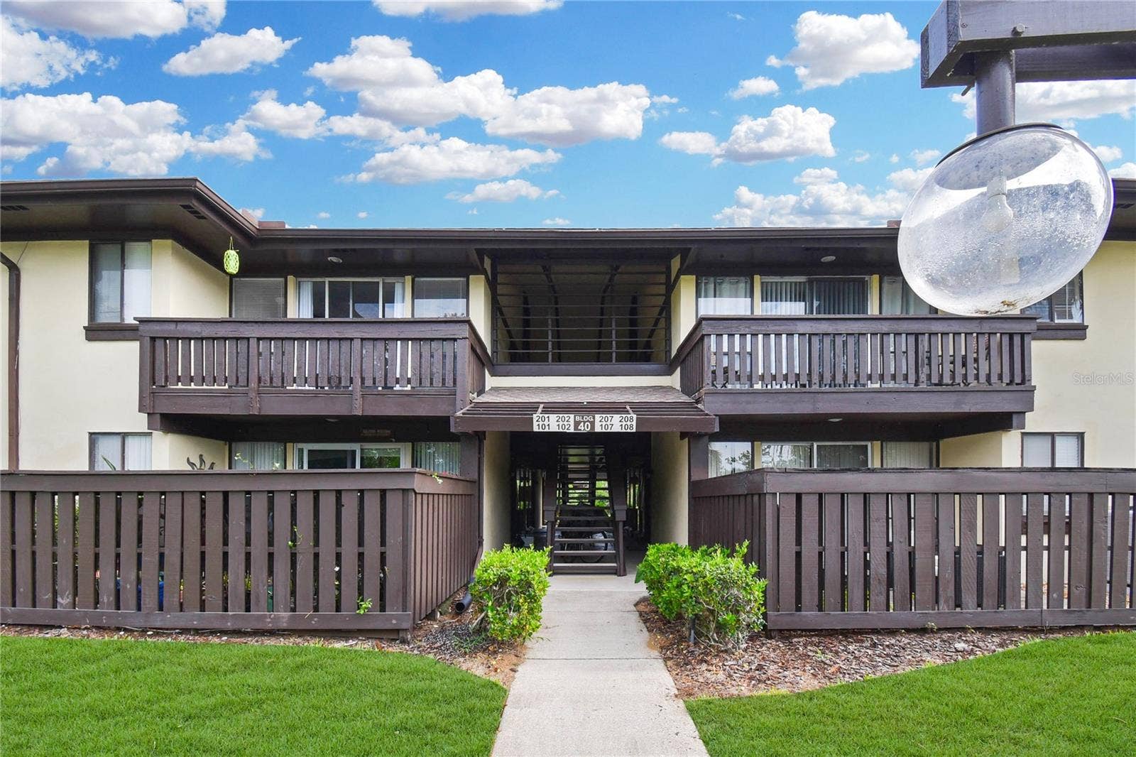 40 CLUB HOUSE DRIVE, #207, Palm Coast, FL 32137 40 CLUB HOUSE DRIVE, #207, Palm Coast, FL 32137