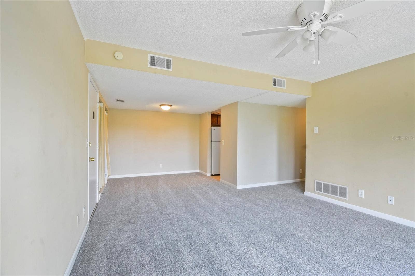 40 CLUB HOUSE DRIVE, #207, Palm Coast, FL 32137 40 CLUB HOUSE DRIVE, #207, Palm Coast, FL 32137