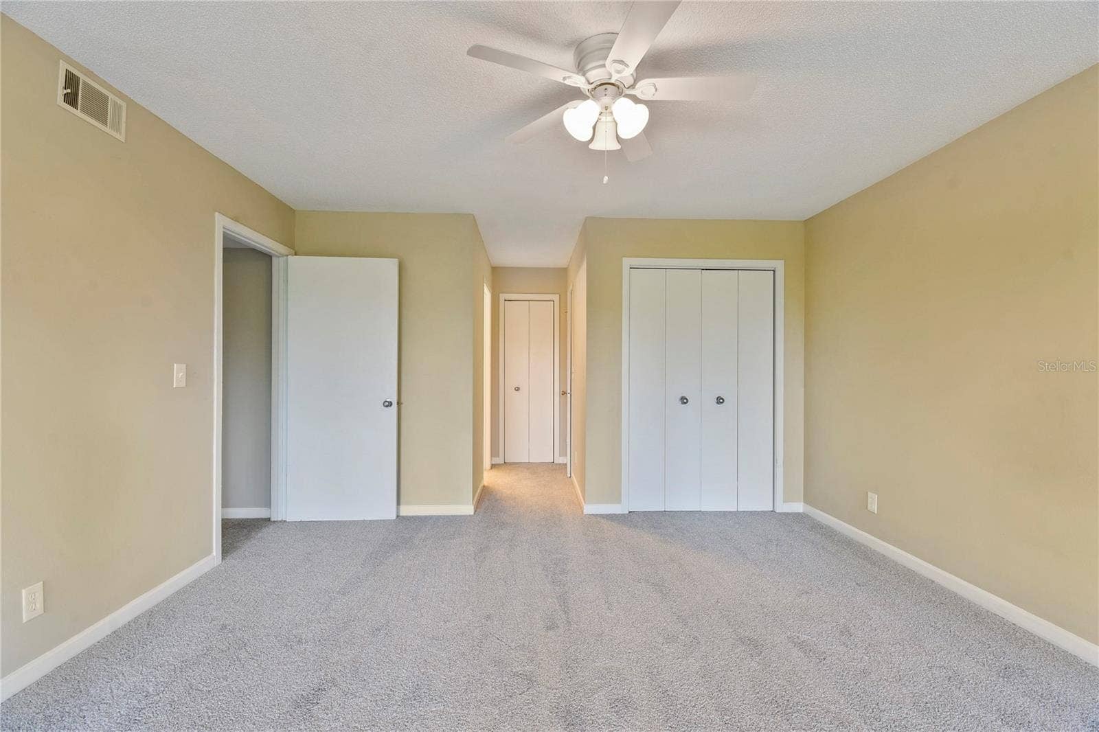 40 CLUB HOUSE DRIVE, #207, Palm Coast, FL 32137 40 CLUB HOUSE DRIVE, #207, Palm Coast, FL 32137