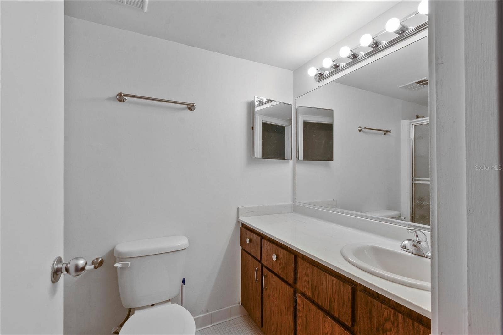 40 CLUB HOUSE DRIVE, #207, Palm Coast, FL 32137 40 CLUB HOUSE DRIVE, #207, Palm Coast, FL 32137