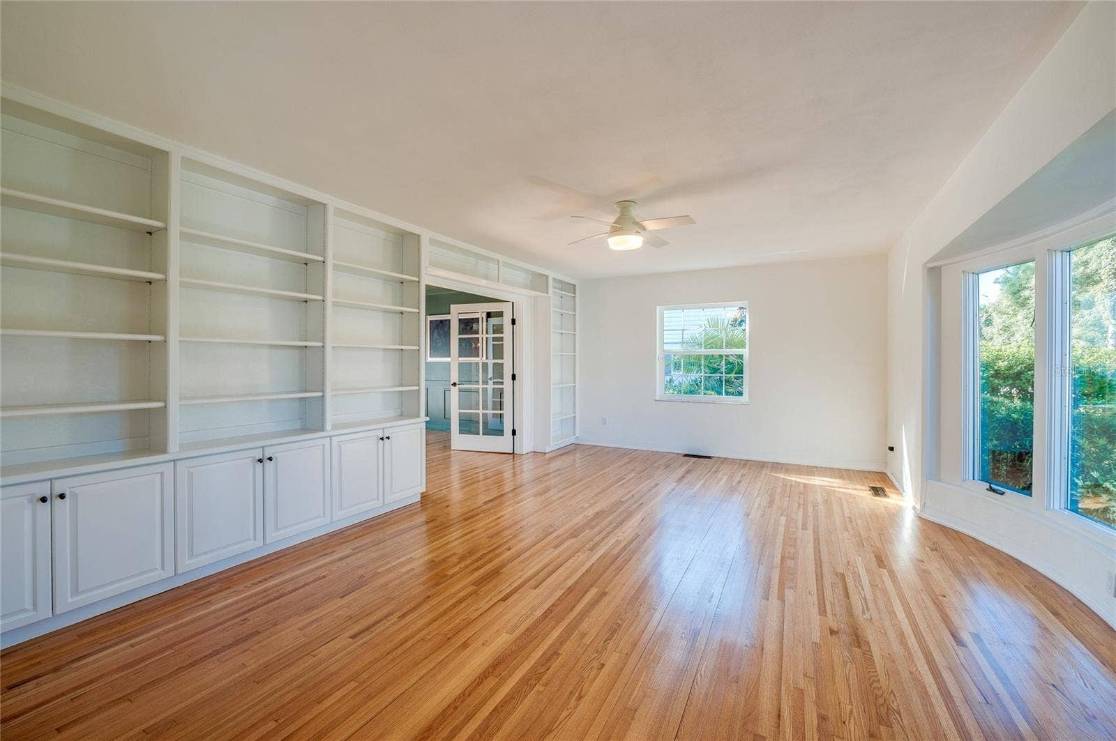 835 JOHN ANDERSON DRIVE, Ormond Beach, FL 32176 835 JOHN ANDERSON DRIVE, Ormond Beach, FL 32176