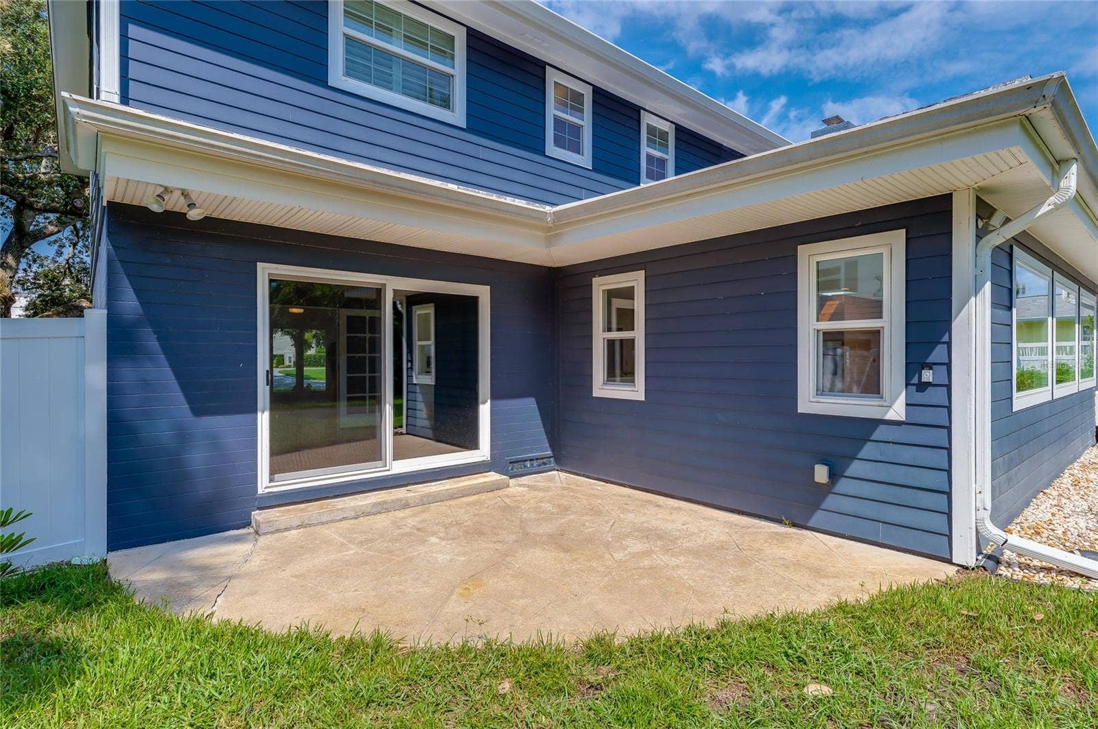 835 JOHN ANDERSON DRIVE, Ormond Beach, FL 32176 835 JOHN ANDERSON DRIVE, Ormond Beach, FL 32176