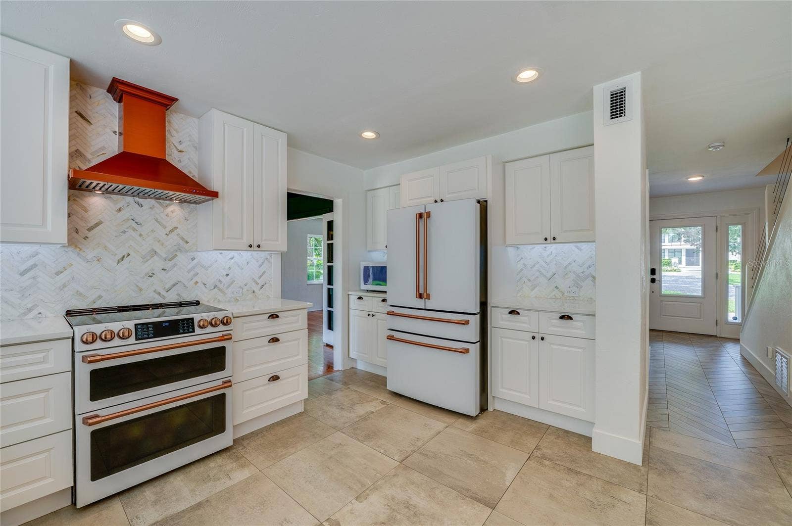 835 JOHN ANDERSON DRIVE, Ormond Beach, FL 32176 835 JOHN ANDERSON DRIVE, Ormond Beach, FL 32176