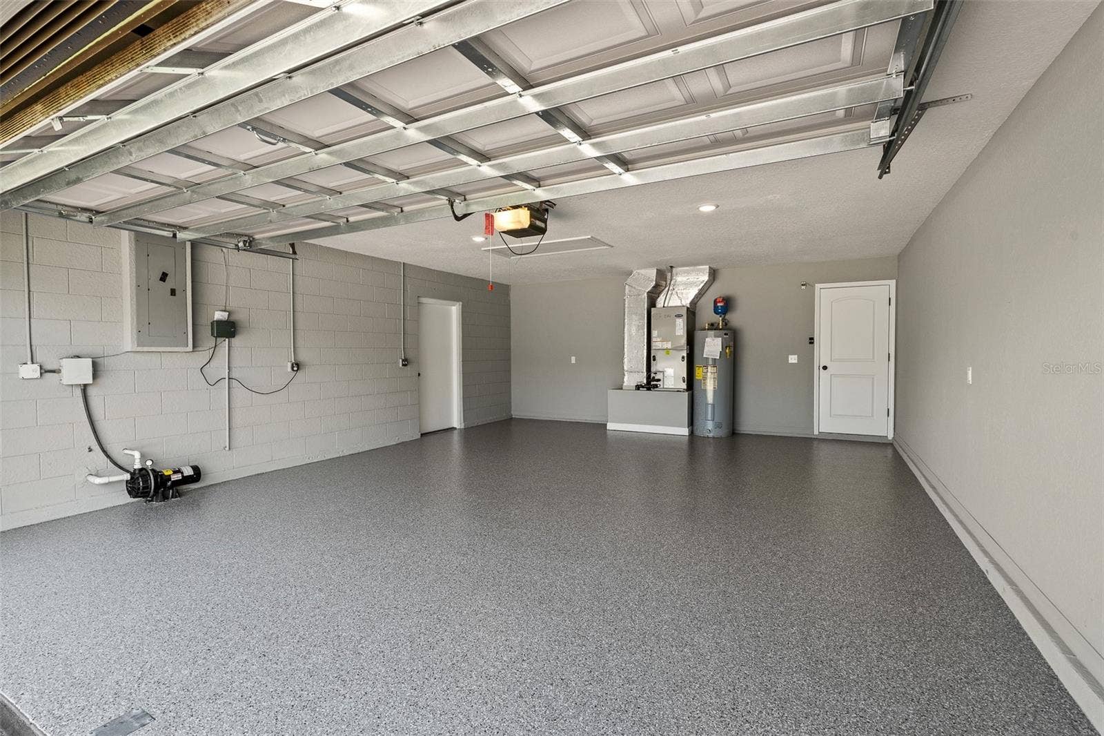 173 BAYSIDE DRIVE, Palm Coast, FL 32137 2 car Garage