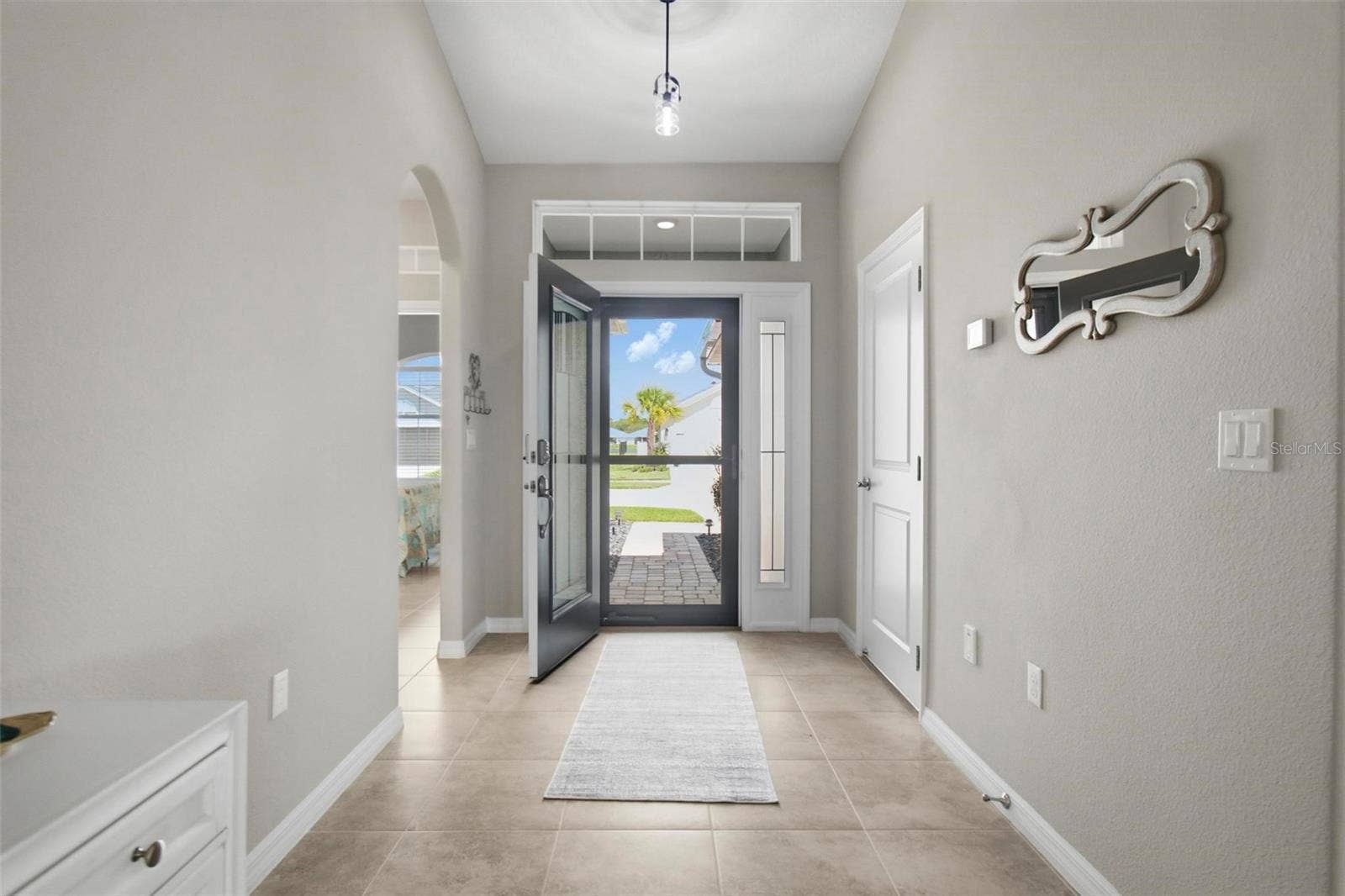 7 TIDEWAY TRAIL, Palm Coast, FL 32137 Entry way looking at front door