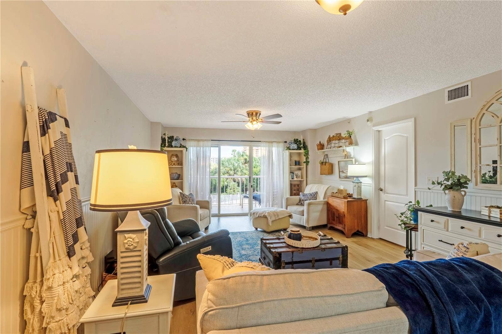 3 OCEANS WEST BOULEVARD, #2B2, Daytona Beach Shores, FL 32118 3 OCEANS WEST BOULEVARD, #2B2, Daytona Beach Shores, FL 32118
