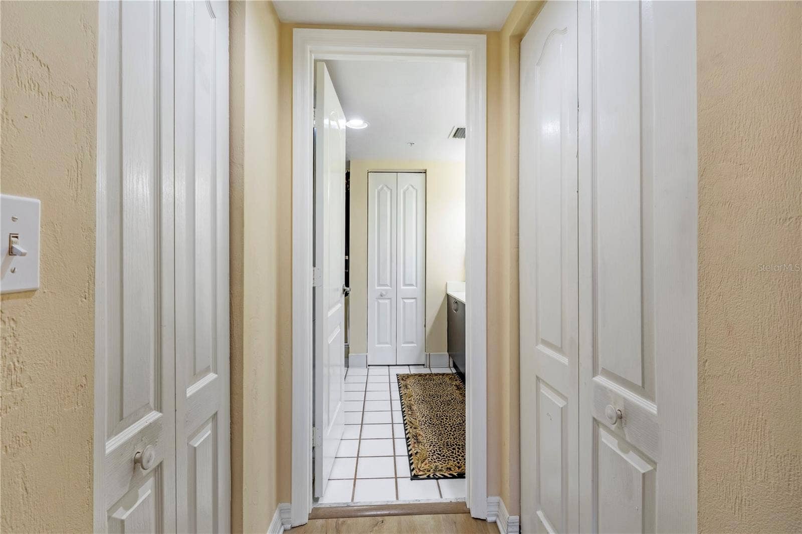3 OCEANS WEST BOULEVARD, #2B2, Daytona Beach Shores, FL 32118 Double Closets