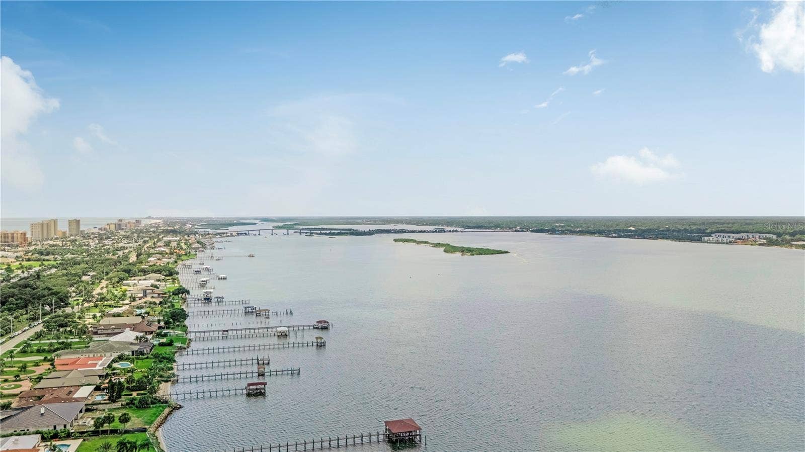 3 OCEANS WEST BOULEVARD, #2B2, Daytona Beach Shores, FL 32118 ICW