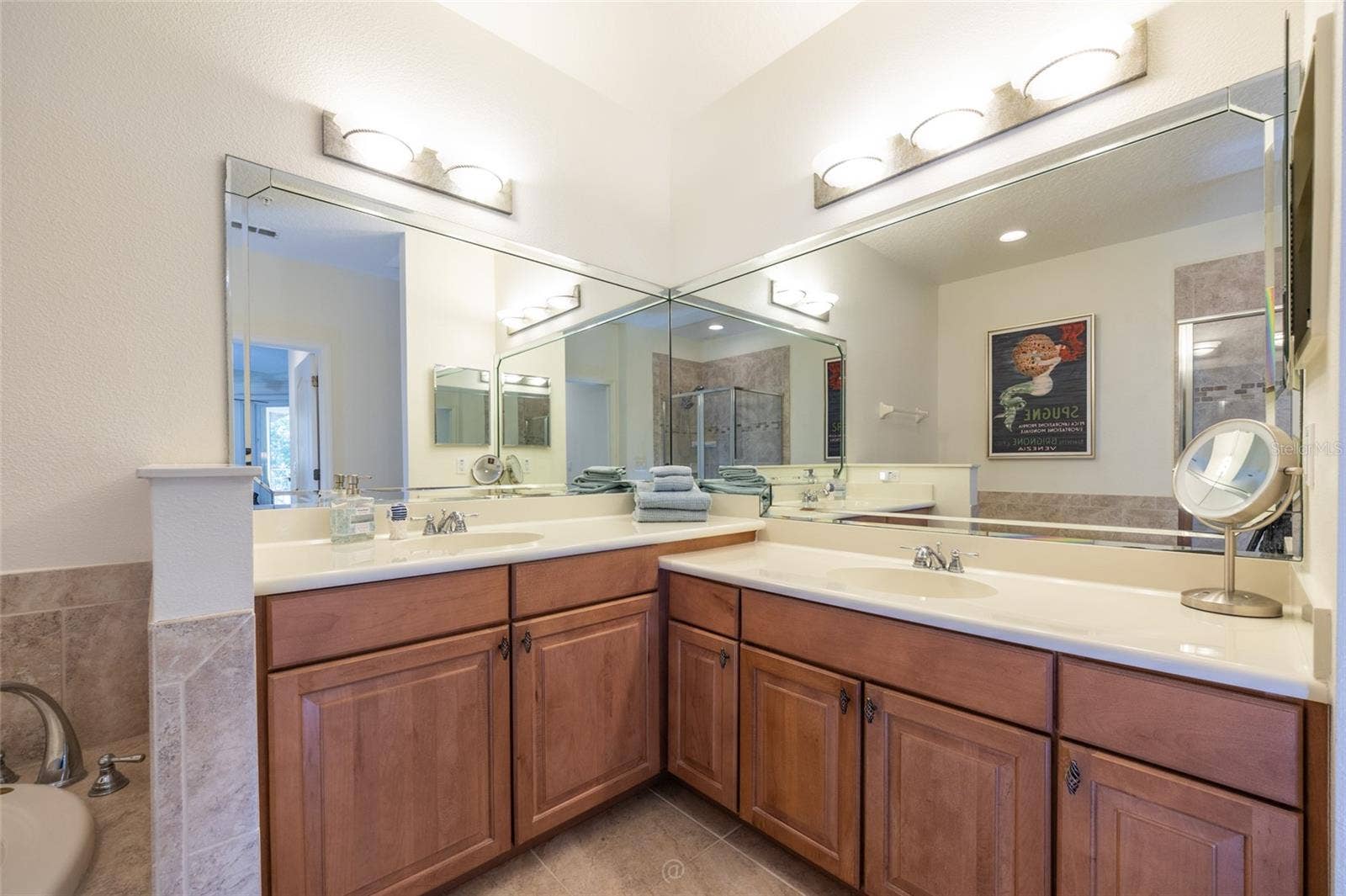 115 RIVERVIEW BEND S, #2123, Palm Coast, FL 32137 ENSUITE WITH DOUBLE VANITY AND DOULE SINKS