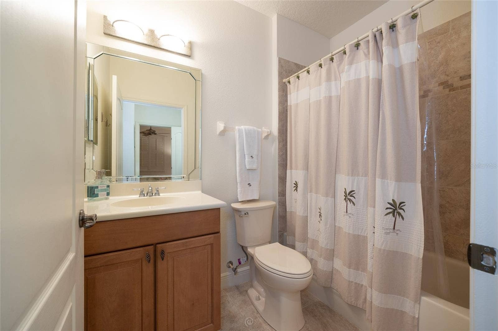 115 RIVERVIEW BEND S, #2123, Palm Coast, FL 32137 GUEST BATHROOM WITH NEW COMFORT HEIGHT TOILET