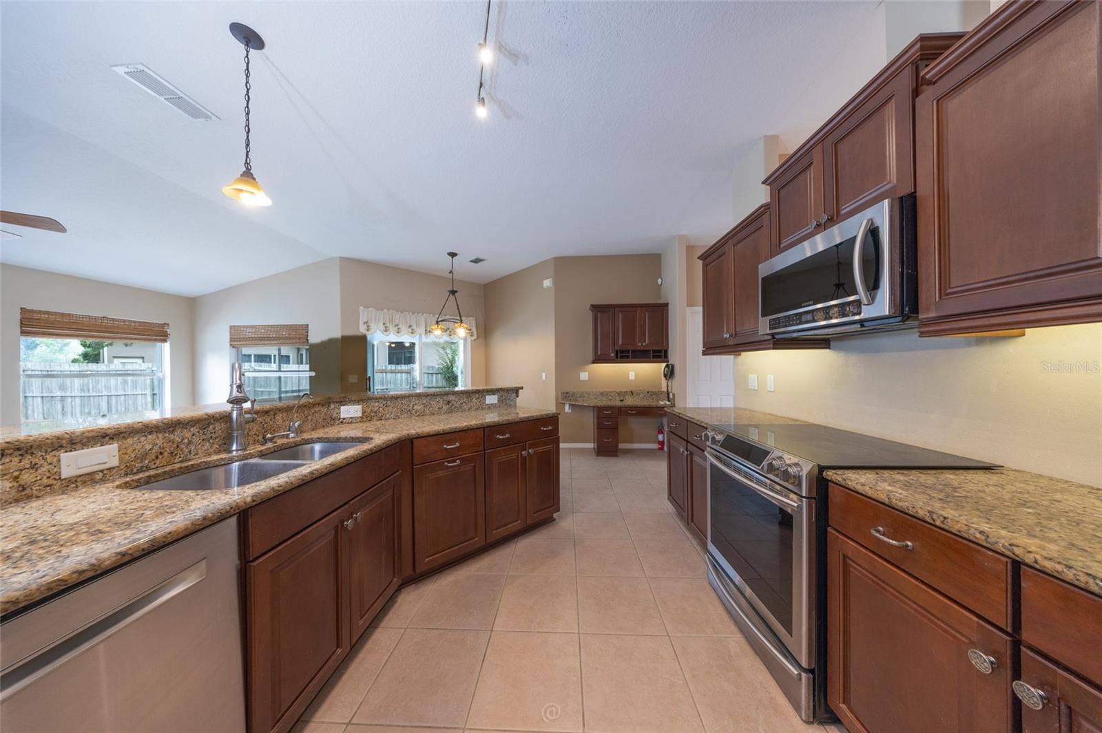 34 WOODHOLME LANE, Palm Coast, FL 32164