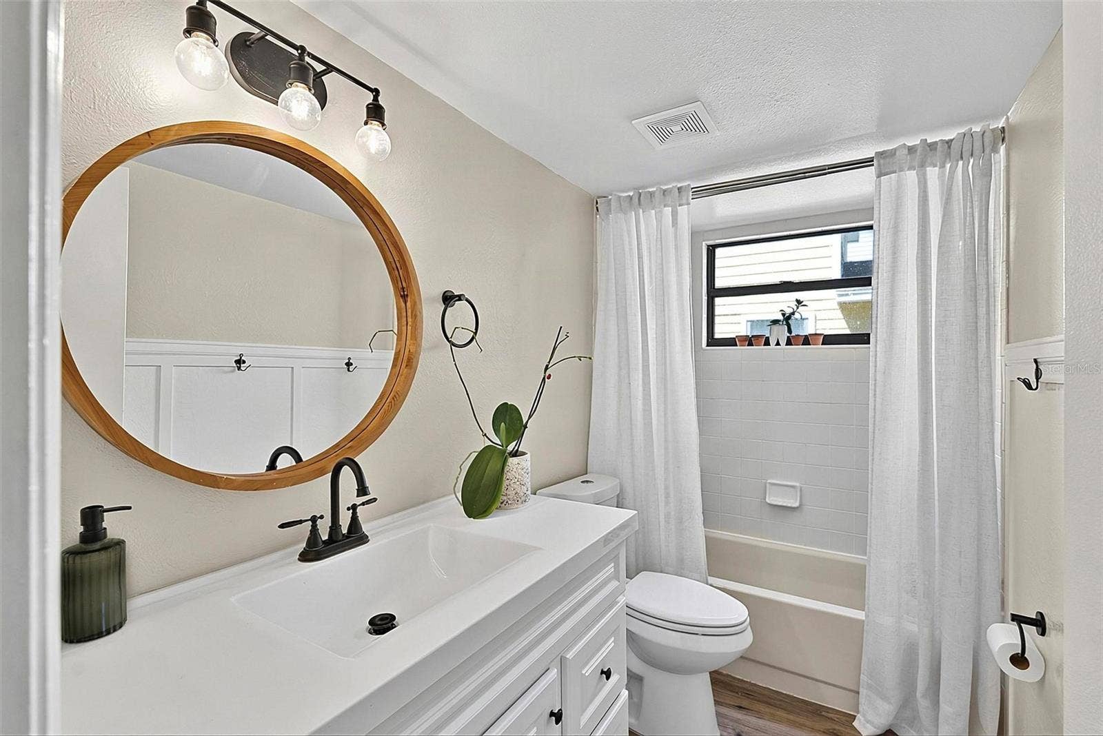 1110 MONTICELLO LANE, #1, Port Orange, FL 32129 1st floor bathroom