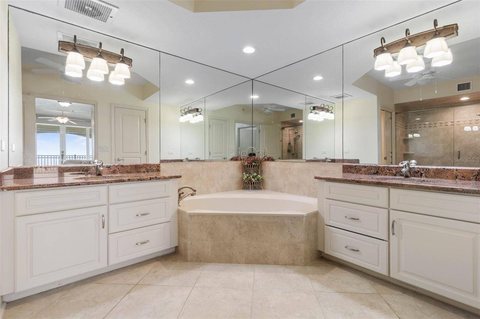 200 OCEAN CREST DRIVE, #912, Palm Coast, FL 32137