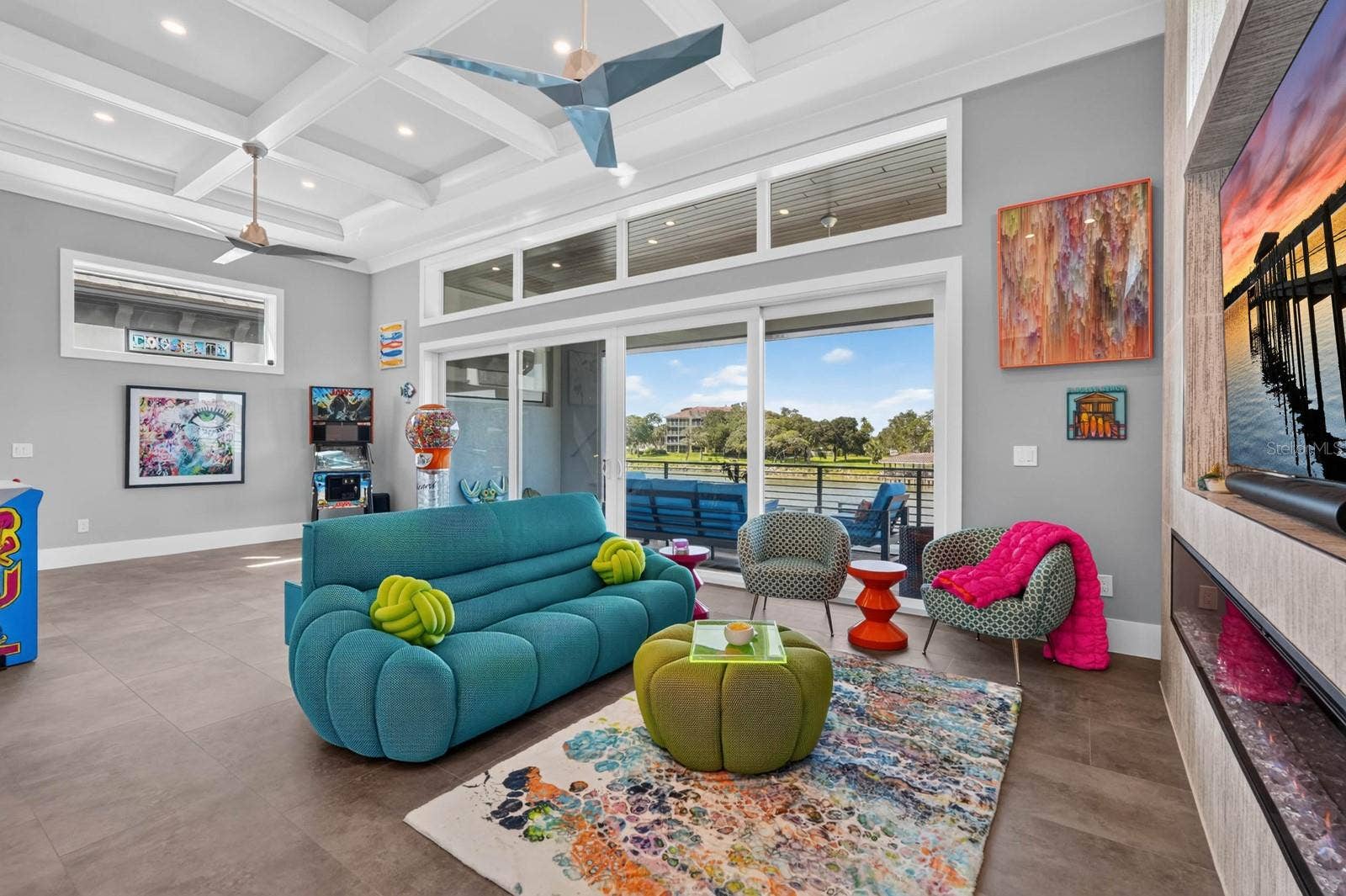 304 YACHT HARBOR DRIVE, Palm Coast, FL 32137 A SECOND LIVING SPACE WITH A PERSONALITY ALL ITS OWN.