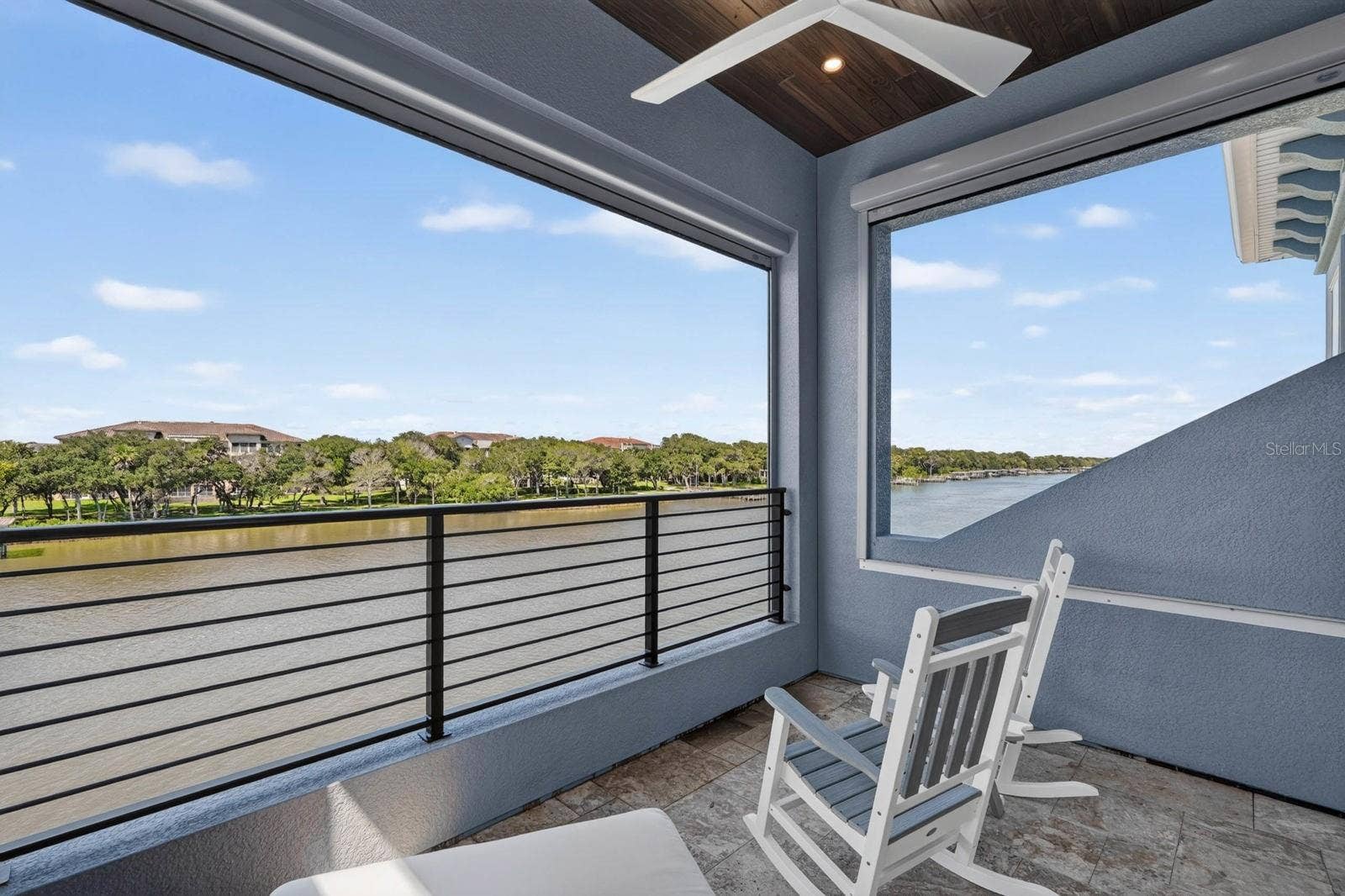 304 YACHT HARBOR DRIVE, Palm Coast, FL 32137 Coffee. Rocking chairs. Water.Im not sure Id ever leave.
