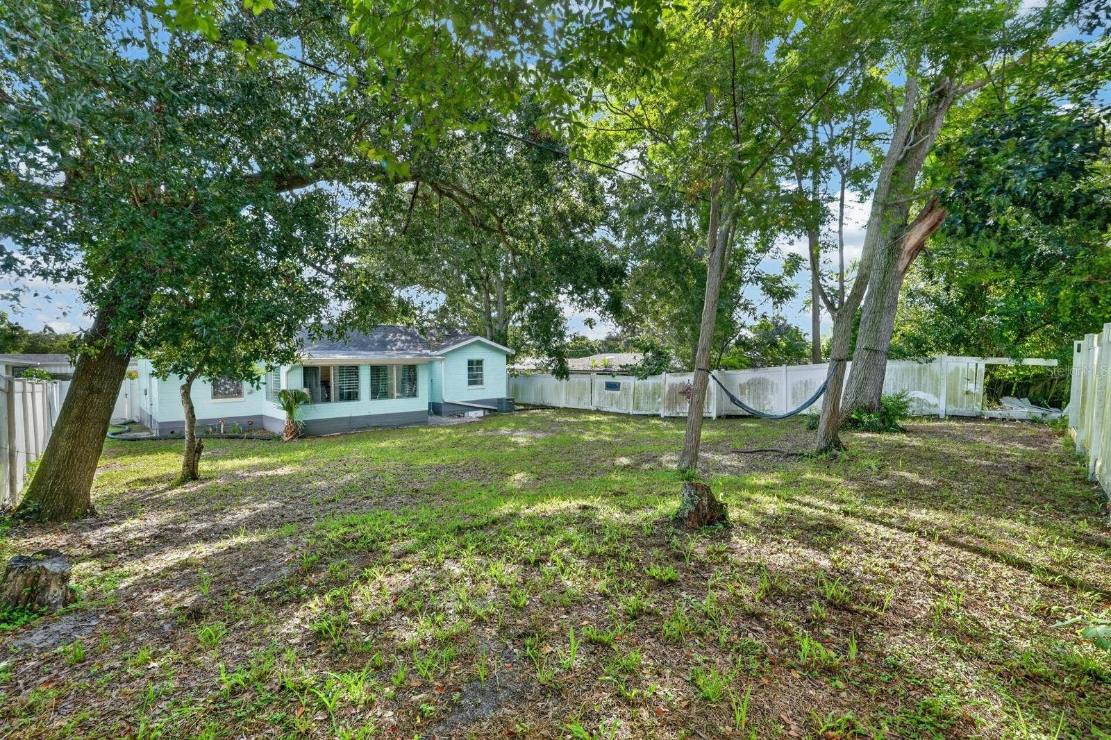 856 BERKSHIRE ROAD, Daytona Beach, FL 32117 856 BERKSHIRE ROAD, Daytona Beach, FL 32117