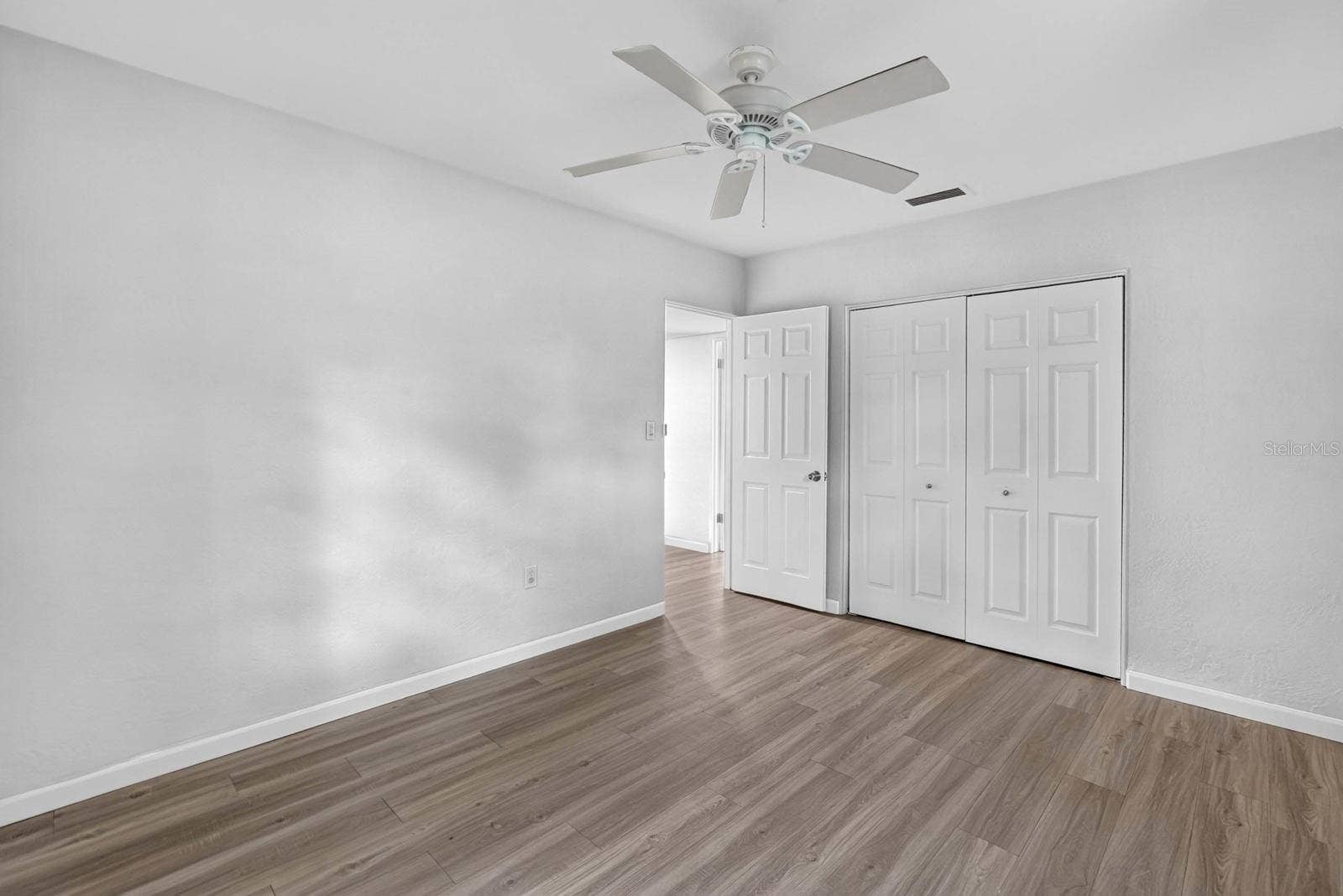 856 BERKSHIRE ROAD, Daytona Beach, FL 32117 856 BERKSHIRE ROAD, Daytona Beach, FL 32117