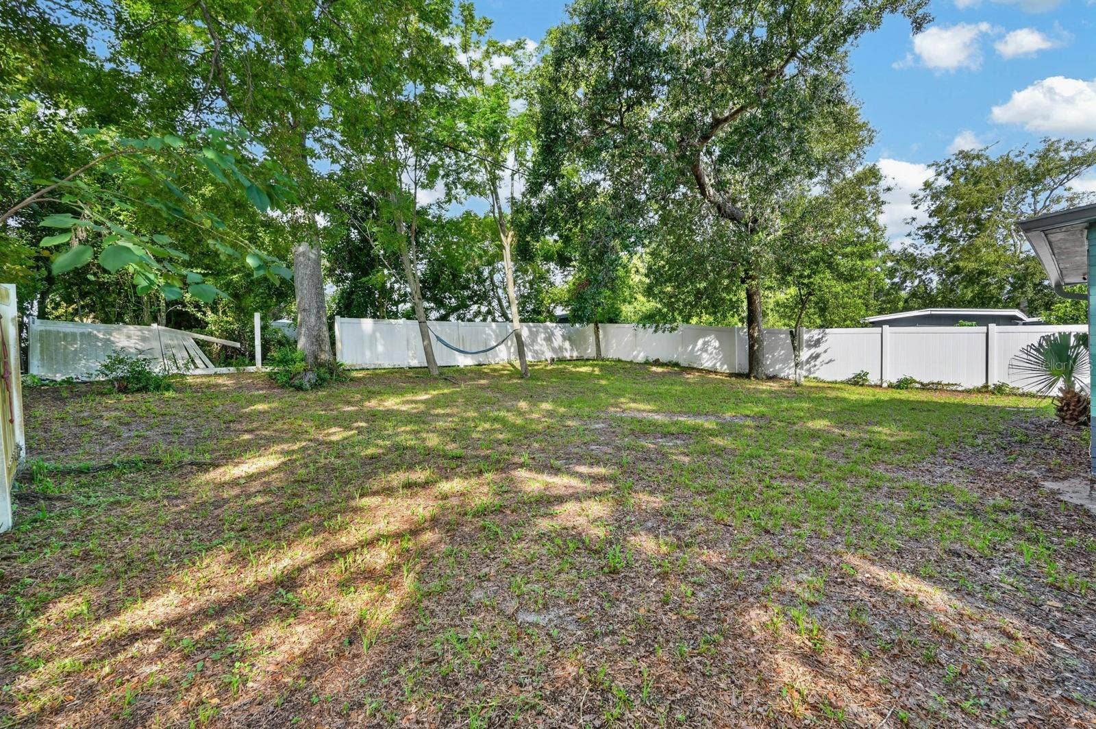 856 BERKSHIRE ROAD, Daytona Beach, FL 32117 856 BERKSHIRE ROAD, Daytona Beach, FL 32117