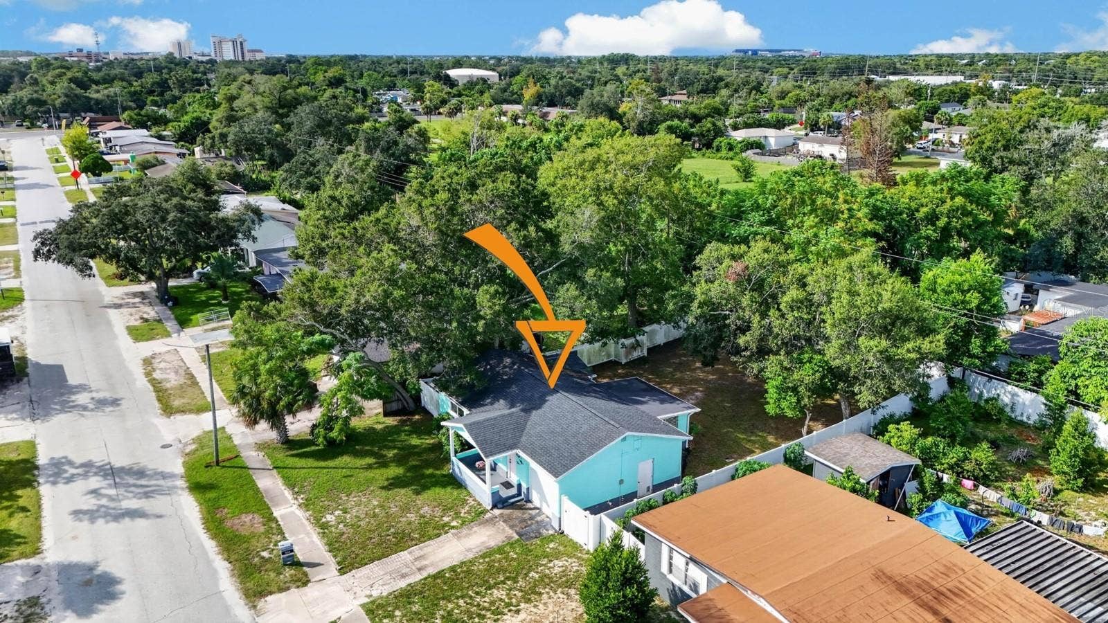 856 BERKSHIRE ROAD, Daytona Beach, FL 32117 856 BERKSHIRE ROAD, Daytona Beach, FL 32117