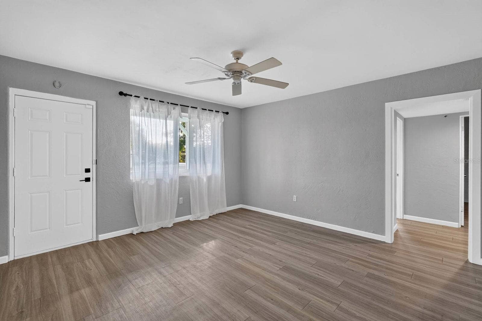 856 BERKSHIRE ROAD, Daytona Beach, FL 32117 856 BERKSHIRE ROAD, Daytona Beach, FL 32117
