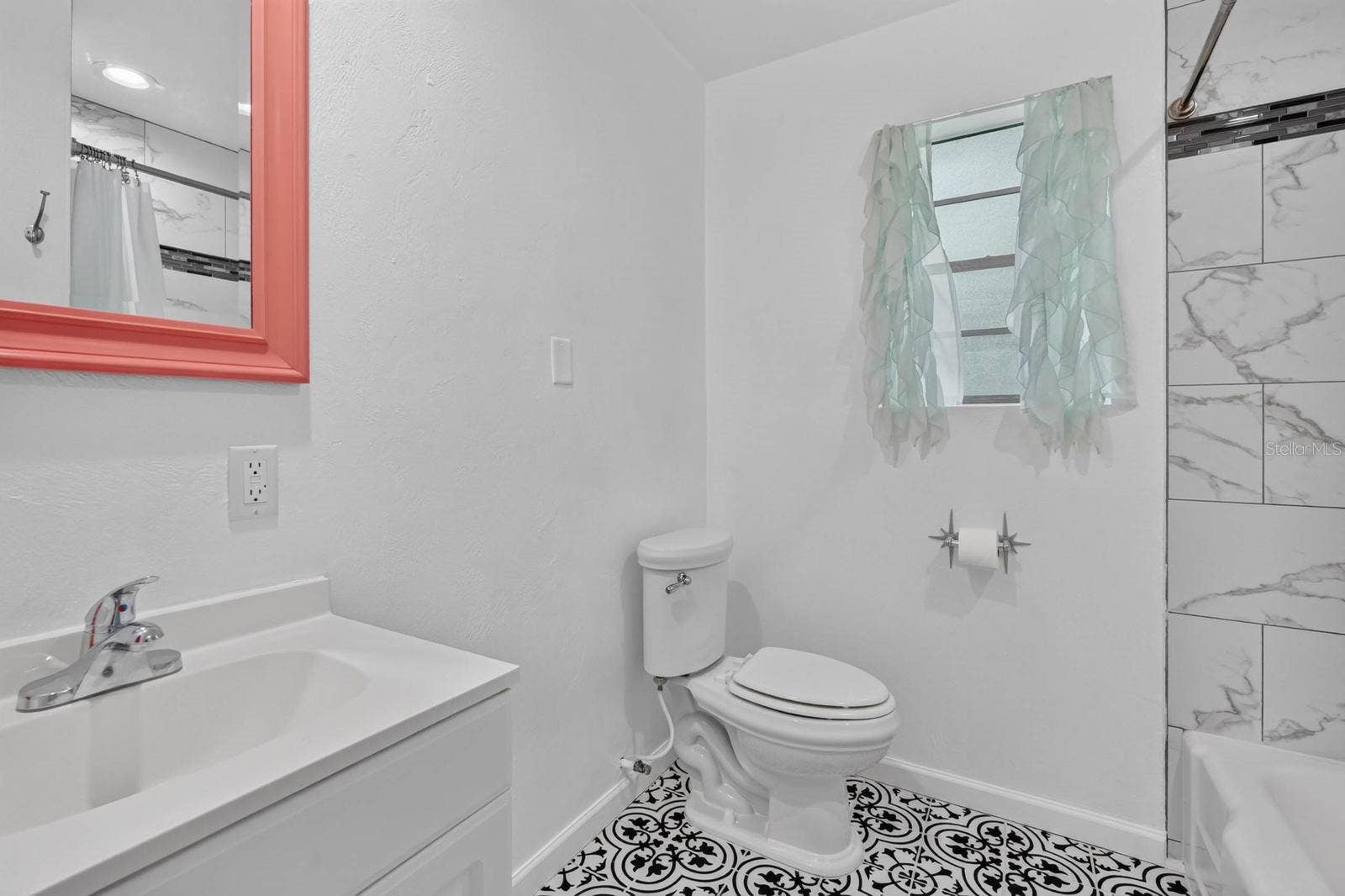 856 BERKSHIRE ROAD, Daytona Beach, FL 32117 856 BERKSHIRE ROAD, Daytona Beach, FL 32117