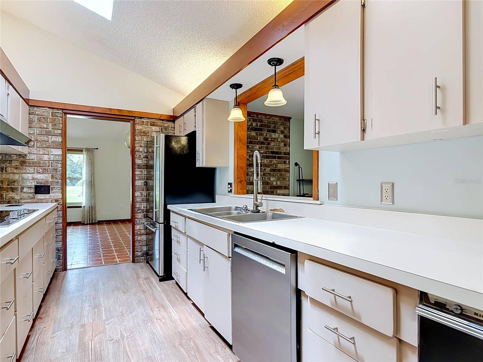 1032 VALLEY FORGE ROAD, Deland, FL 32720 1032 VALLEY FORGE ROAD, Deland, FL 32720