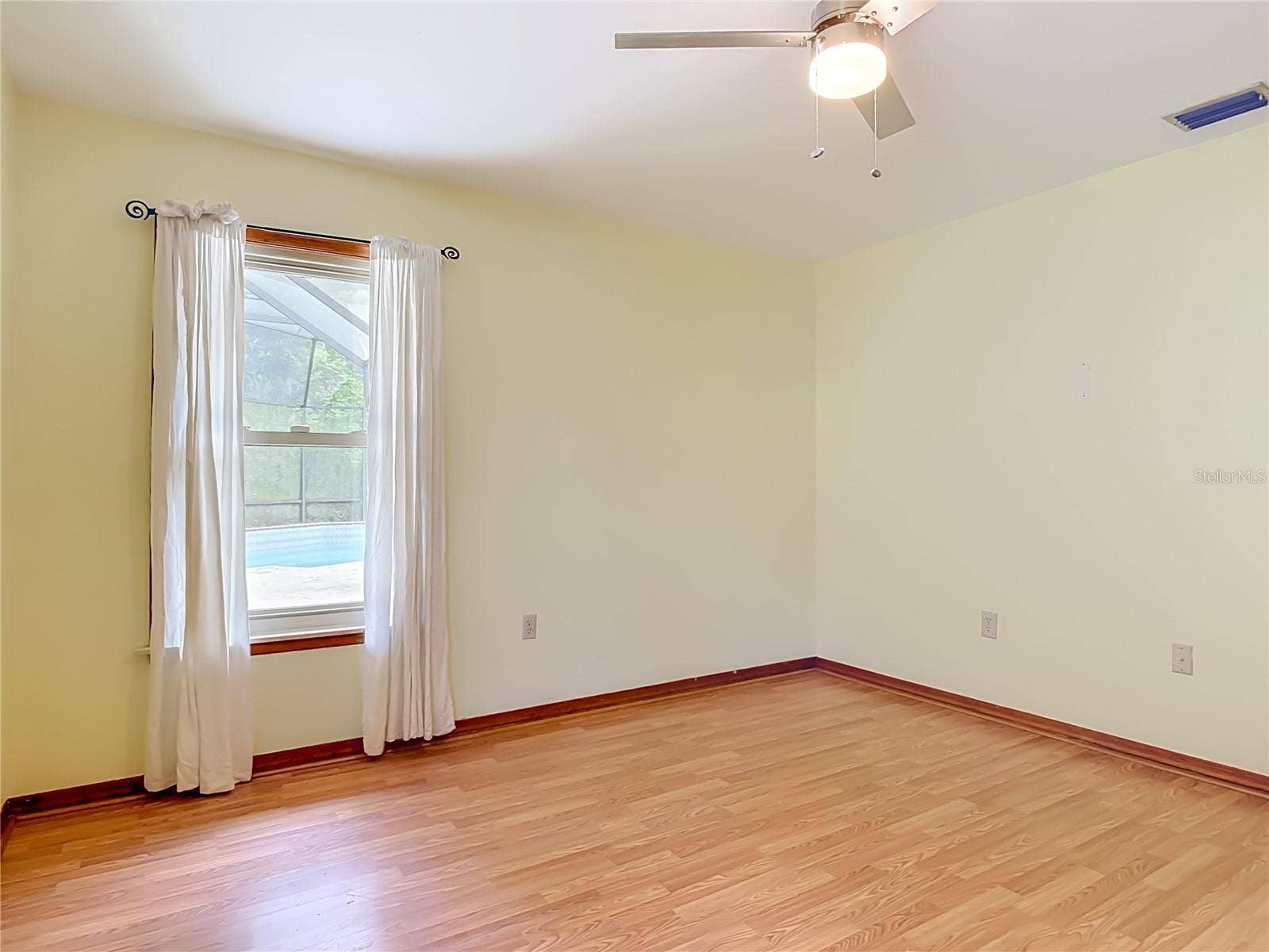 1032 VALLEY FORGE ROAD, Deland, FL 32720 1032 VALLEY FORGE ROAD, Deland, FL 32720