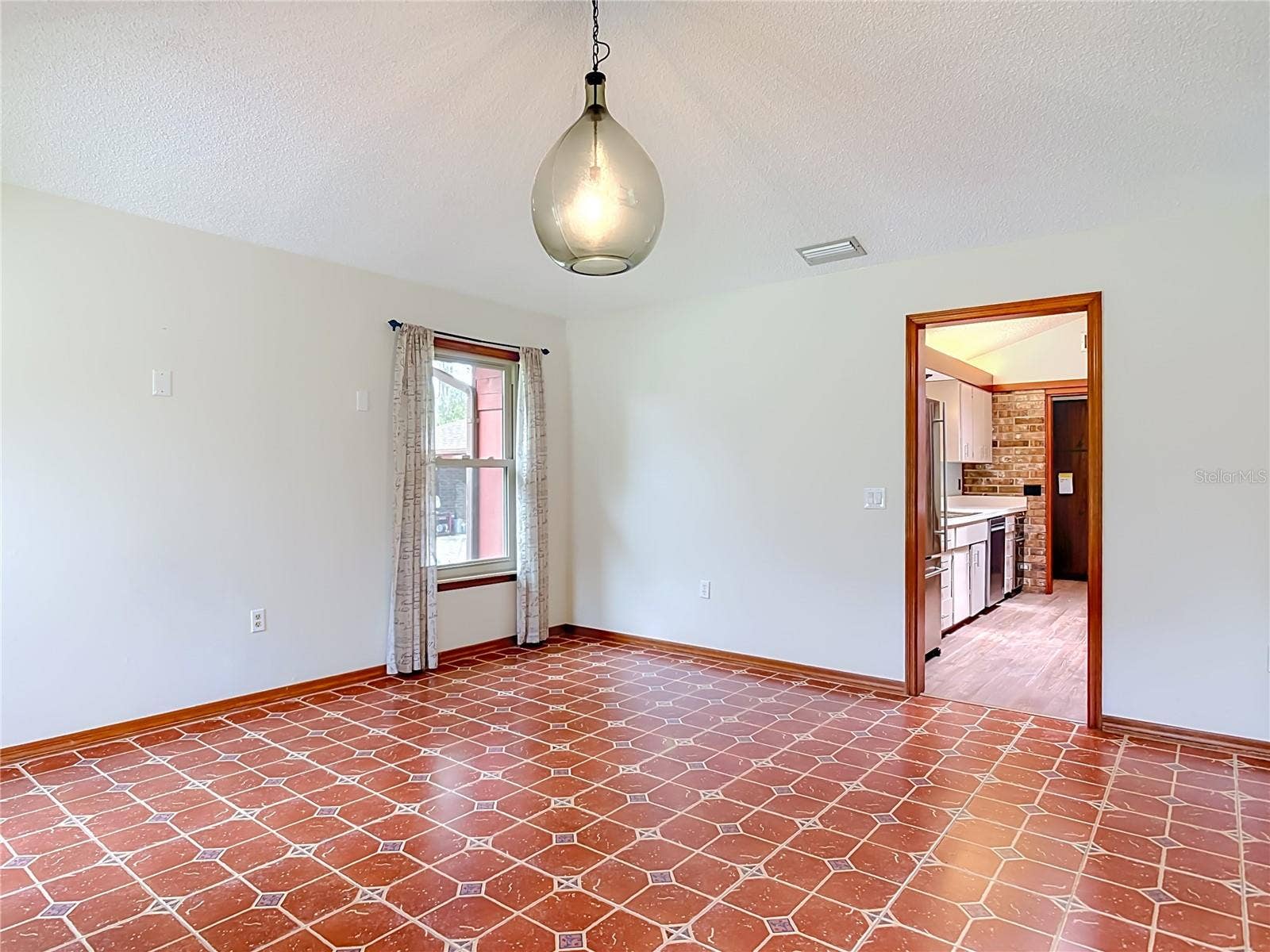 1032 VALLEY FORGE ROAD, Deland, FL 32720 1032 VALLEY FORGE ROAD, Deland, FL 32720