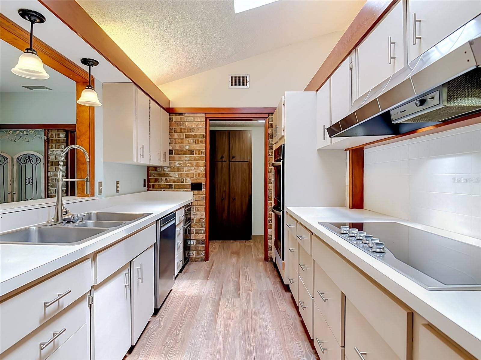 1032 VALLEY FORGE ROAD, Deland, FL 32720 1032 VALLEY FORGE ROAD, Deland, FL 32720