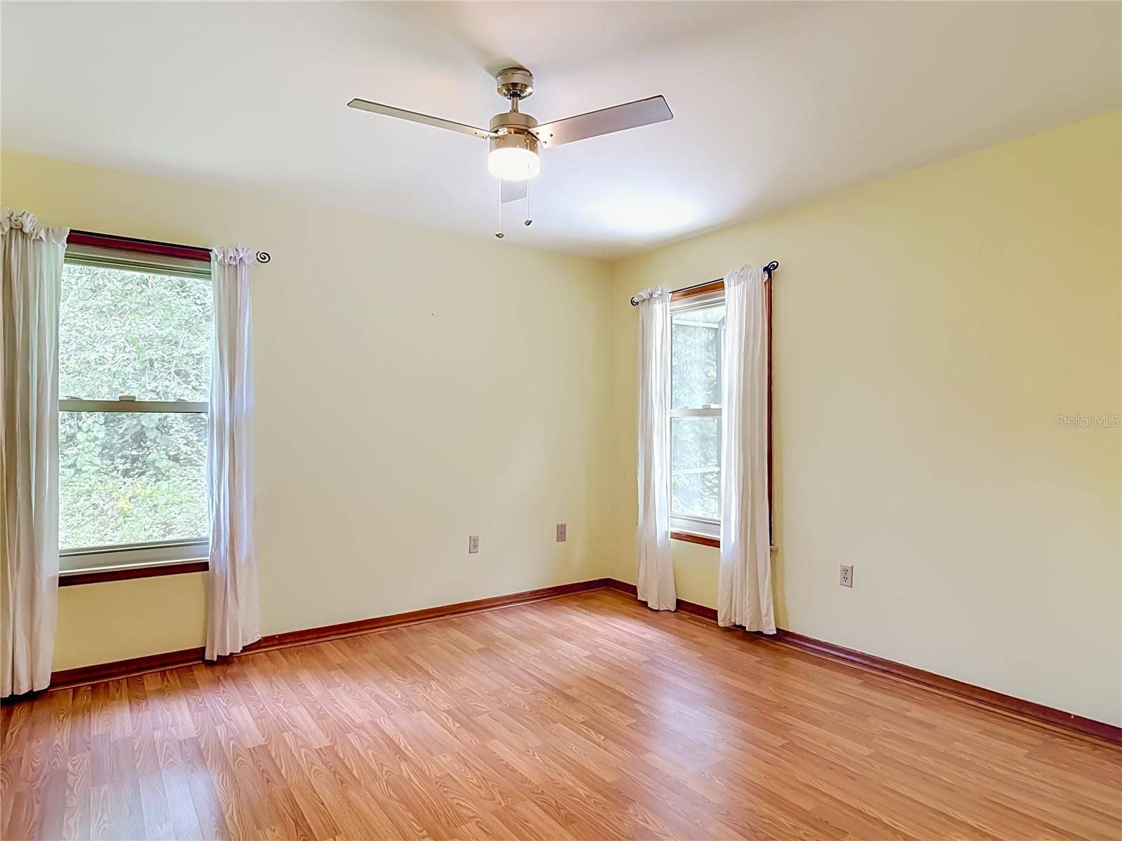 1032 VALLEY FORGE ROAD, Deland, FL 32720 1032 VALLEY FORGE ROAD, Deland, FL 32720