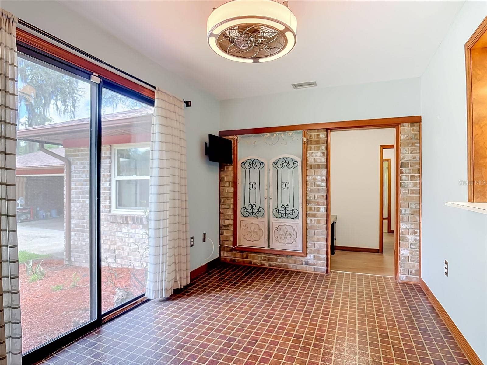 1032 VALLEY FORGE ROAD, Deland, FL 32720 1032 VALLEY FORGE ROAD, Deland, FL 32720