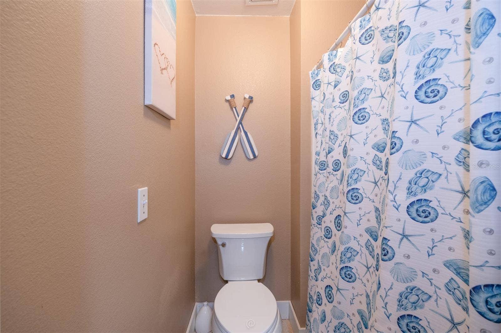 17 PINELL LANE, Palm Coast, FL 32164 17 PINELL LANE, Palm Coast, FL 32164