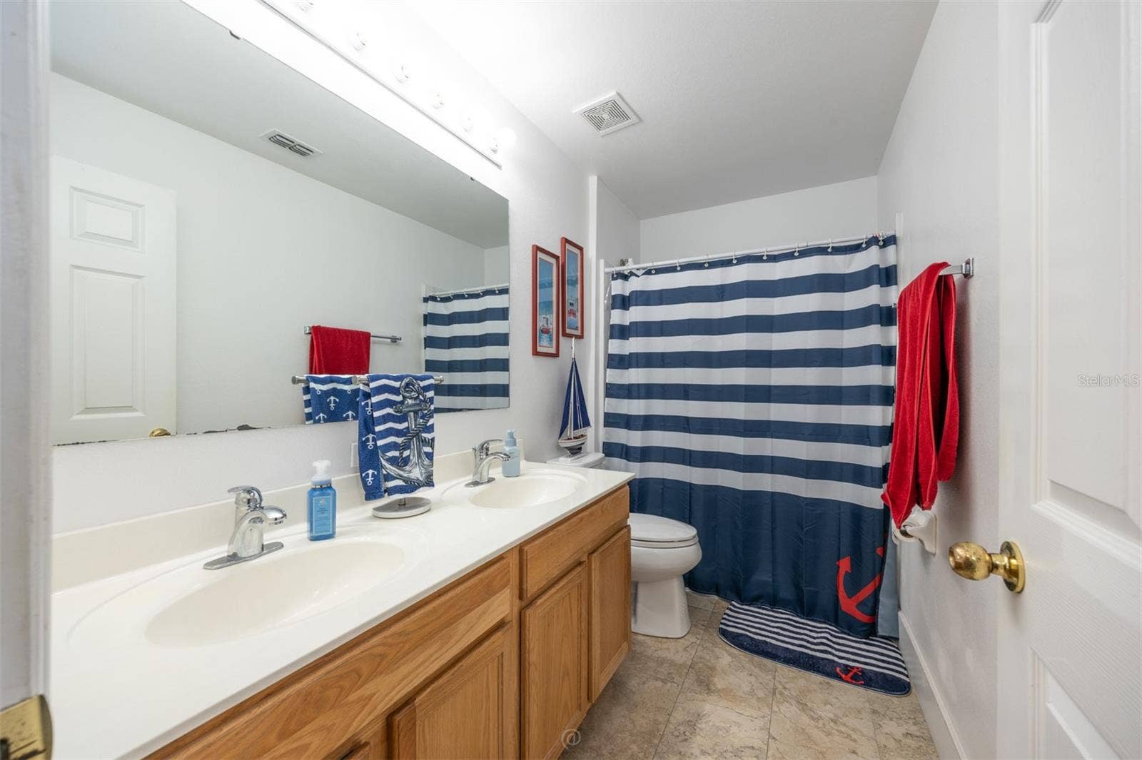17 PINELL LANE, Palm Coast, FL 32164 17 PINELL LANE, Palm Coast, FL 32164