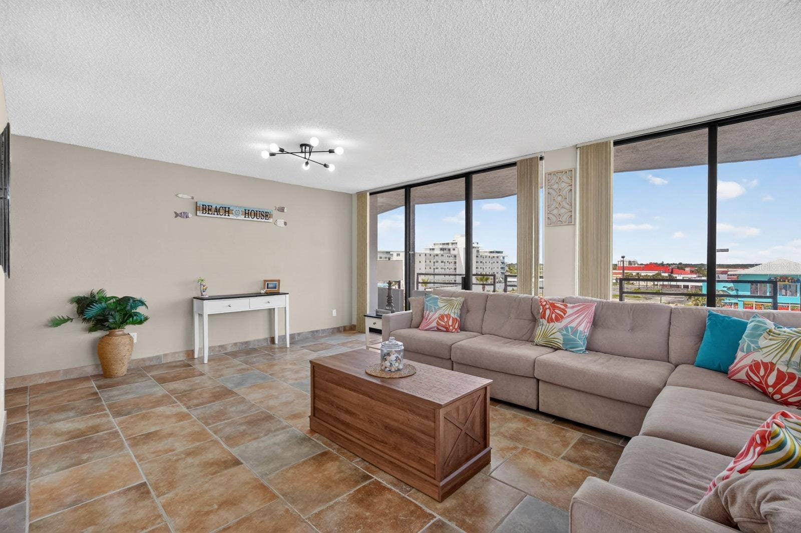 2828 N ATLANTIC AVENUE, #305, Daytona Beach, FL 32118