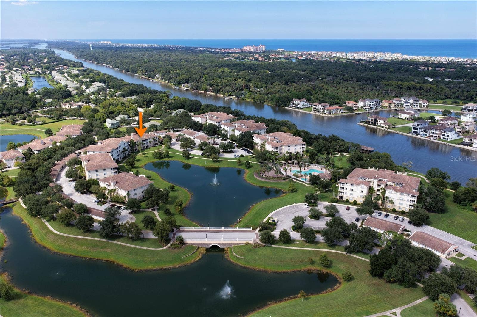 65 RIVERVIEW BEND S, #1734, Palm Coast, FL 32137 Located on the Main Lake with short walk to ICW