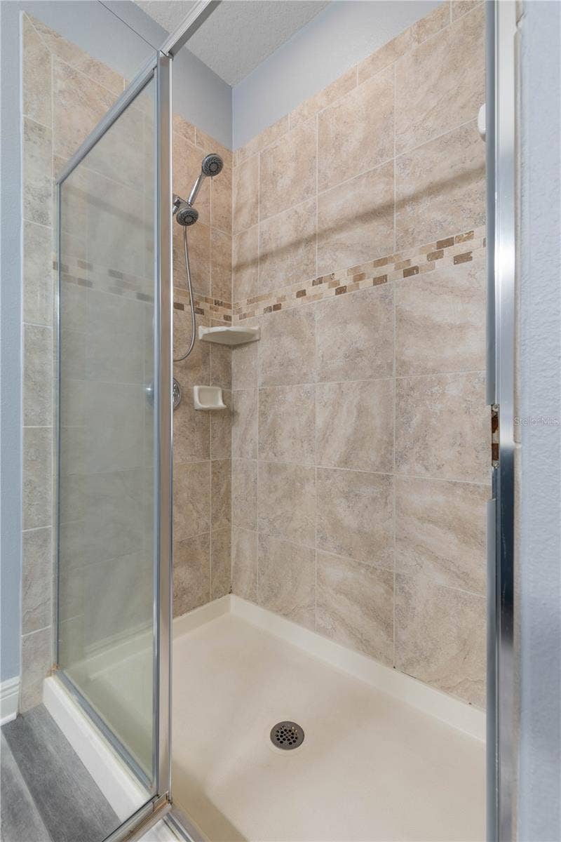 65 RIVERVIEW BEND S, #1734, Palm Coast, FL 32137 Walk-in Shower