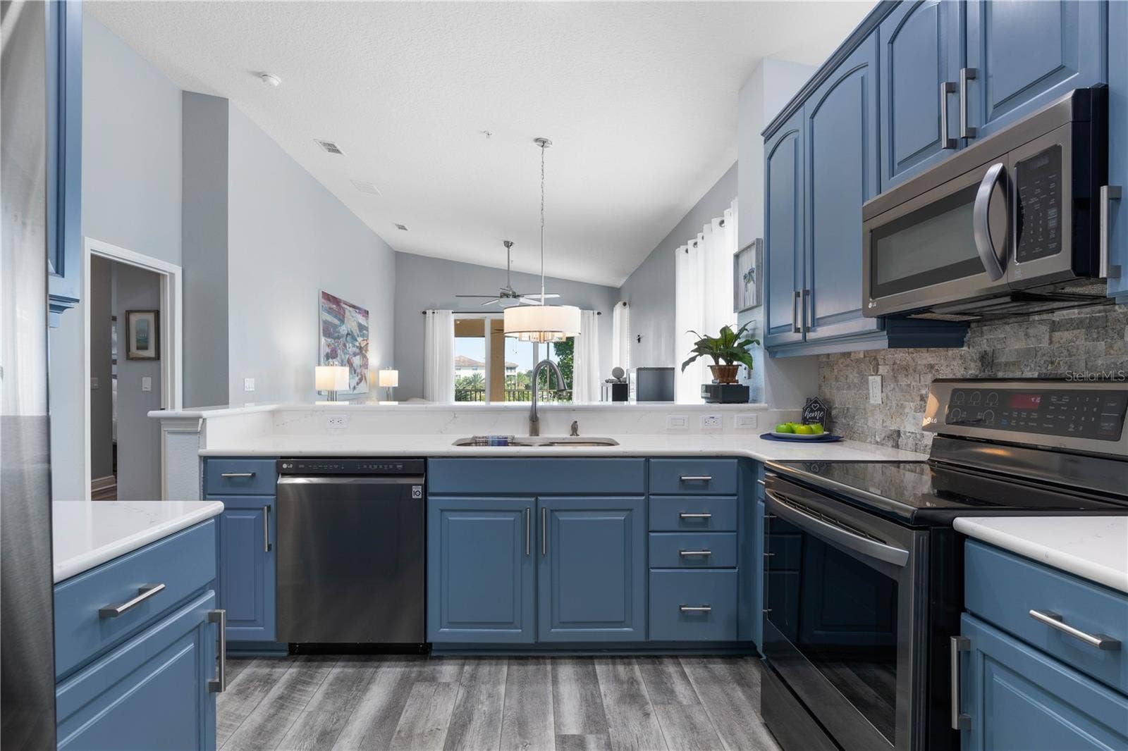 65 RIVERVIEW BEND S, #1734, Palm Coast, FL 32137 Renovated/Updated Kitchen
