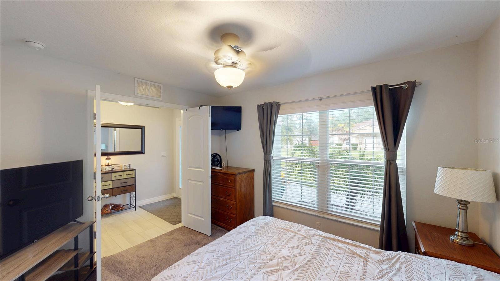 4 LINCOLN PLACE, Palm Coast, FL 32137 4 LINCOLN PLACE, Palm Coast, FL 32137