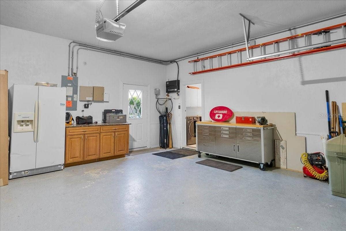 13 BAY POINT DRIVE, Ormond Beach, FL 32174