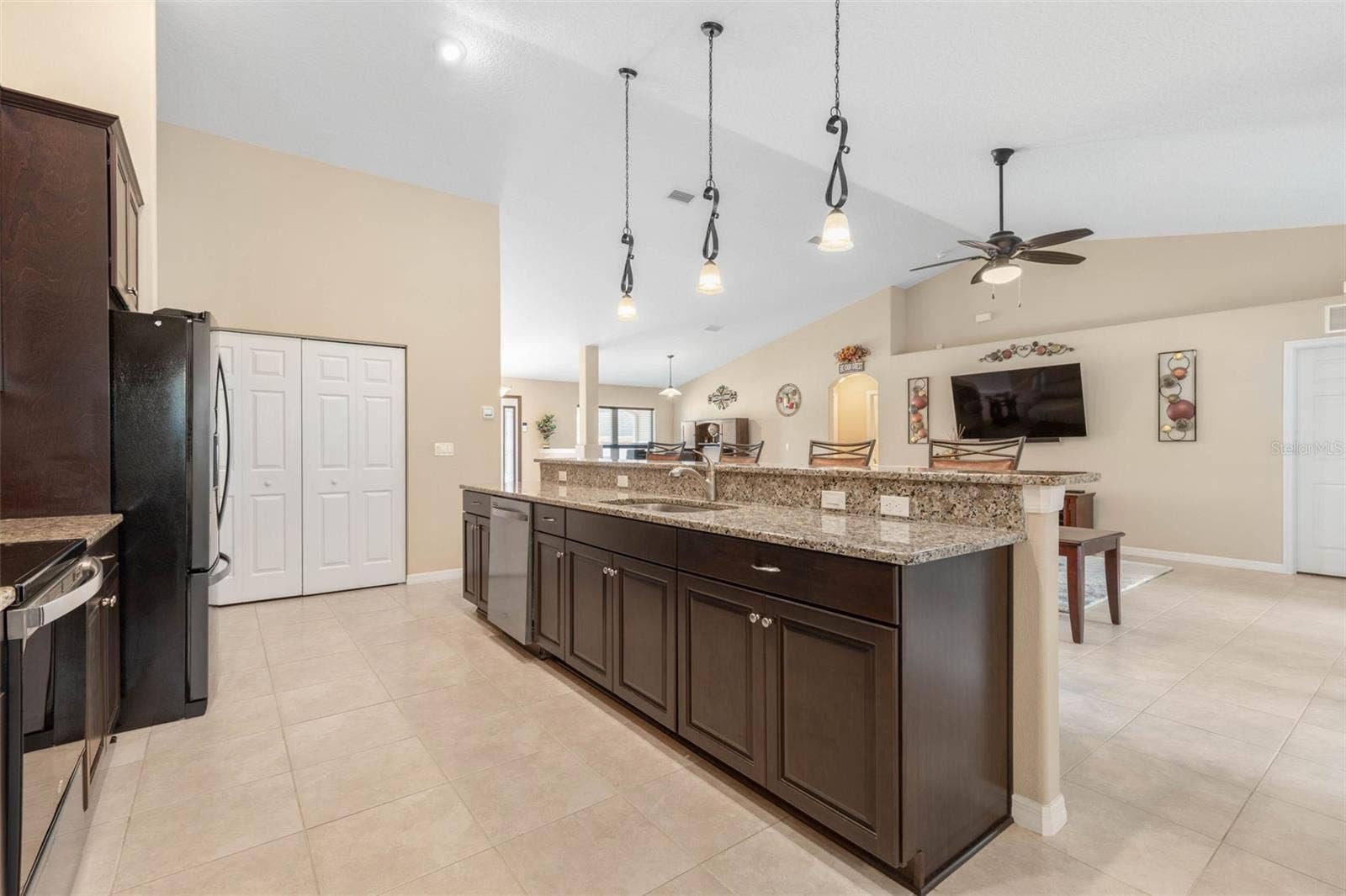 4 EDGE PLACE, Palm Coast, FL 32164