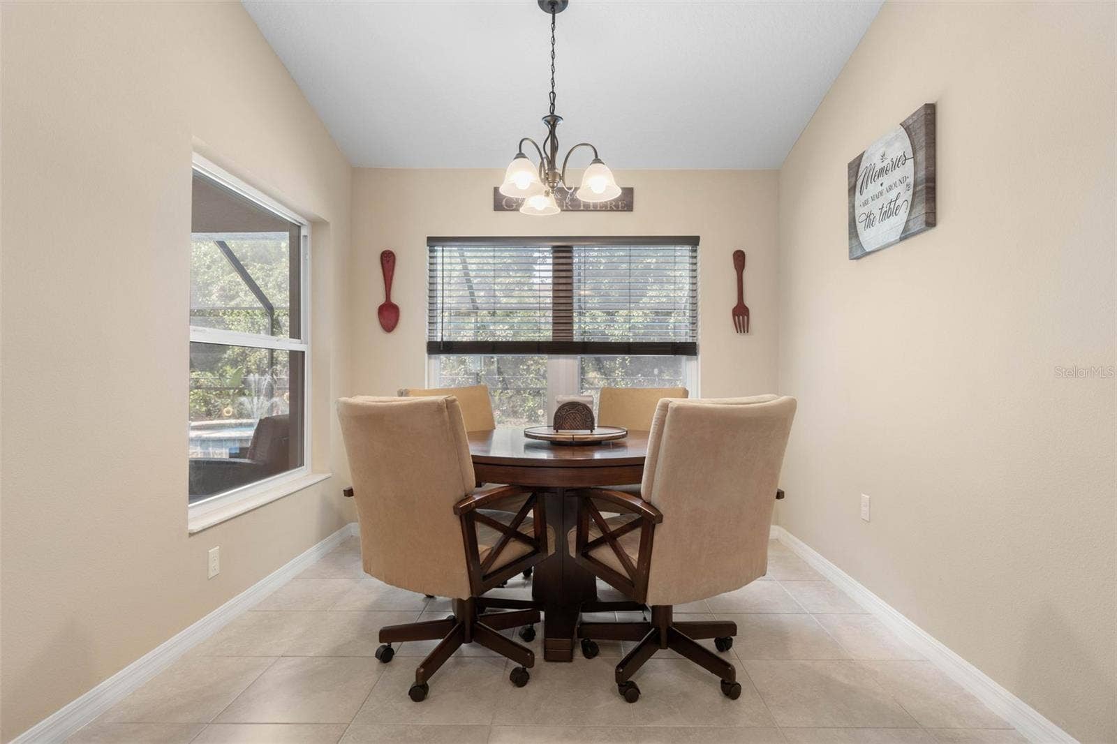 4 EDGE PLACE, Palm Coast, FL 32164