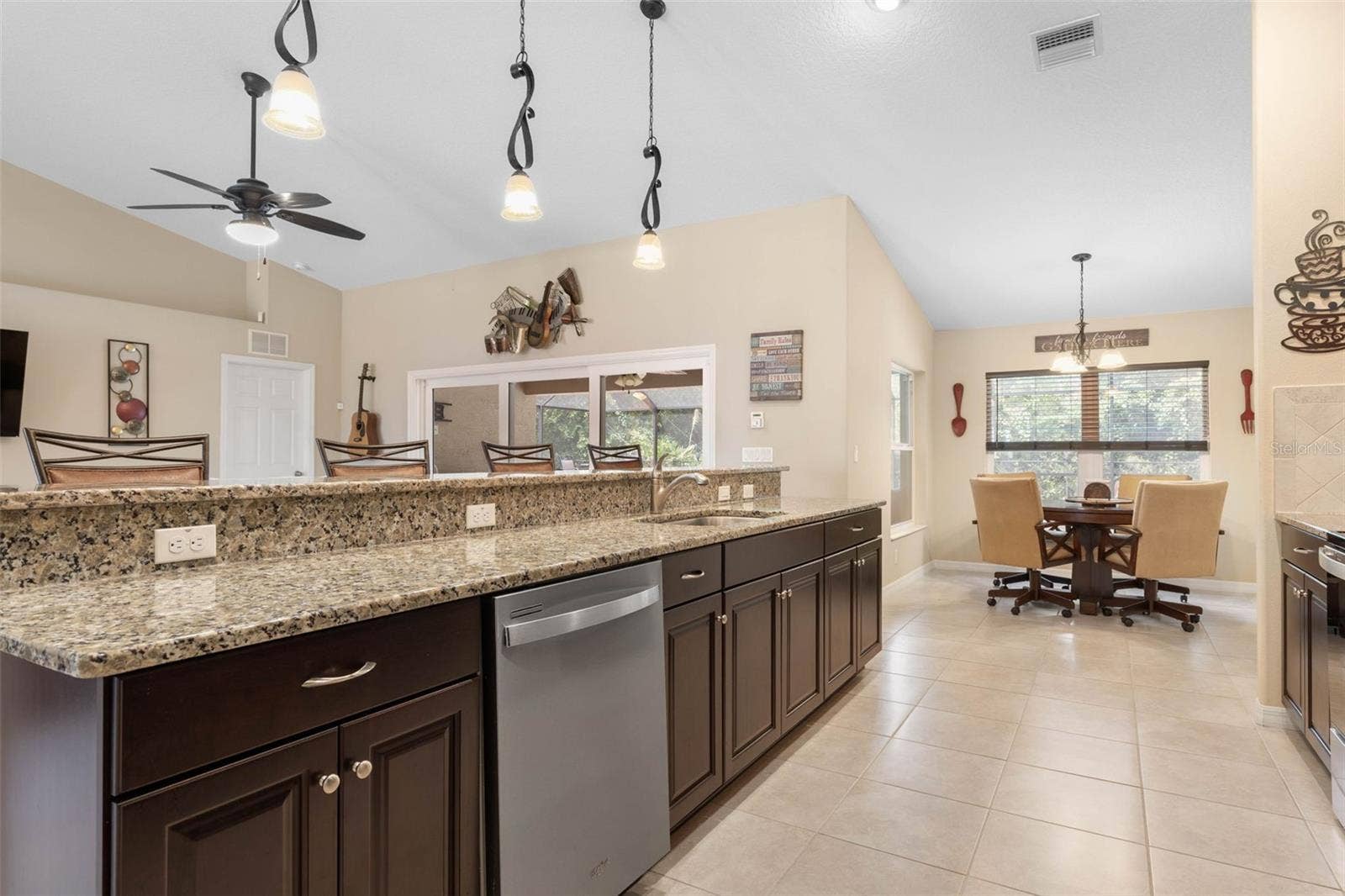4 EDGE PLACE, Palm Coast, FL 32164