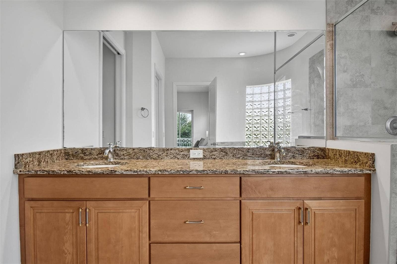 140 AVENUE DE LA MER, #1703, Palm Coast, FL 32137 140 AVENUE DE LA MER, #1703, Palm Coast, FL 32137