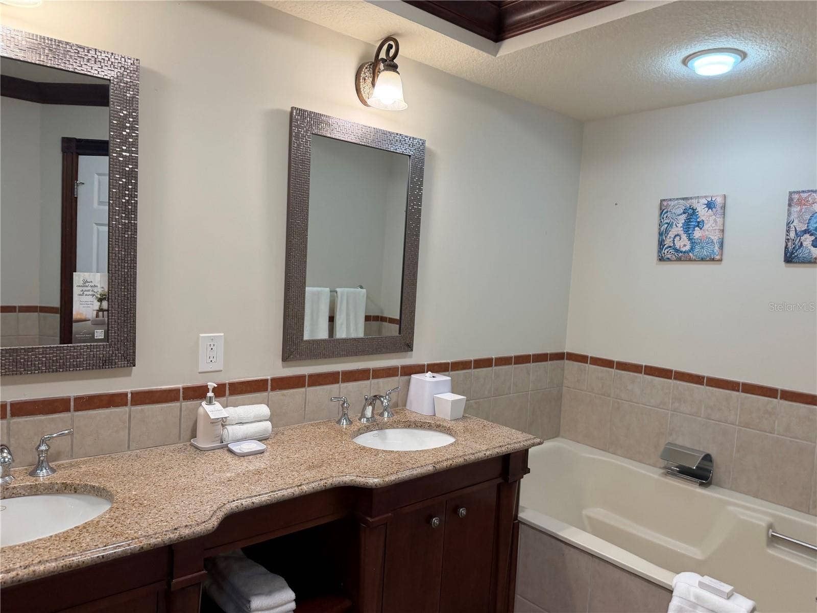 200 OCEAN CREST DRIVE, #427, Palm Coast, FL 32137 200 OCEAN CREST DRIVE, #427, Palm Coast, FL 32137