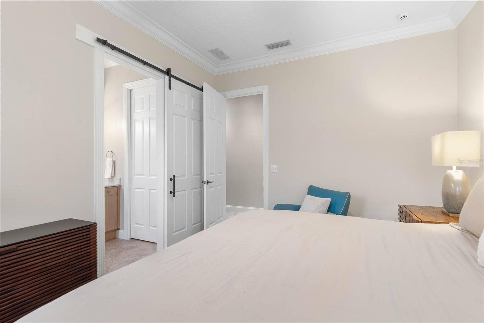 A private first-floor guest retreat with its own ensuite bathgiving overnight guests a comfortable space all their own