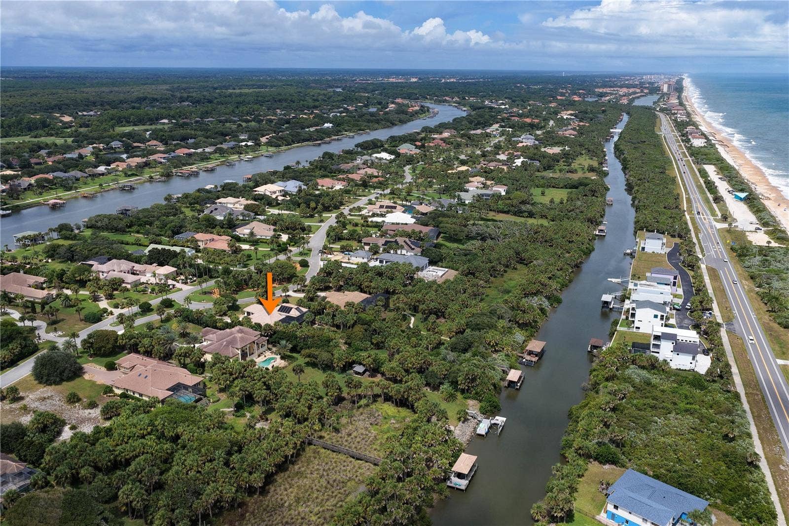 Perfectly positioned between the Intracoastal and the Atlantic, 113 Island Estates Pkwy offers the rare luxury of choosing your dayboat the waterways or head to the beach.
