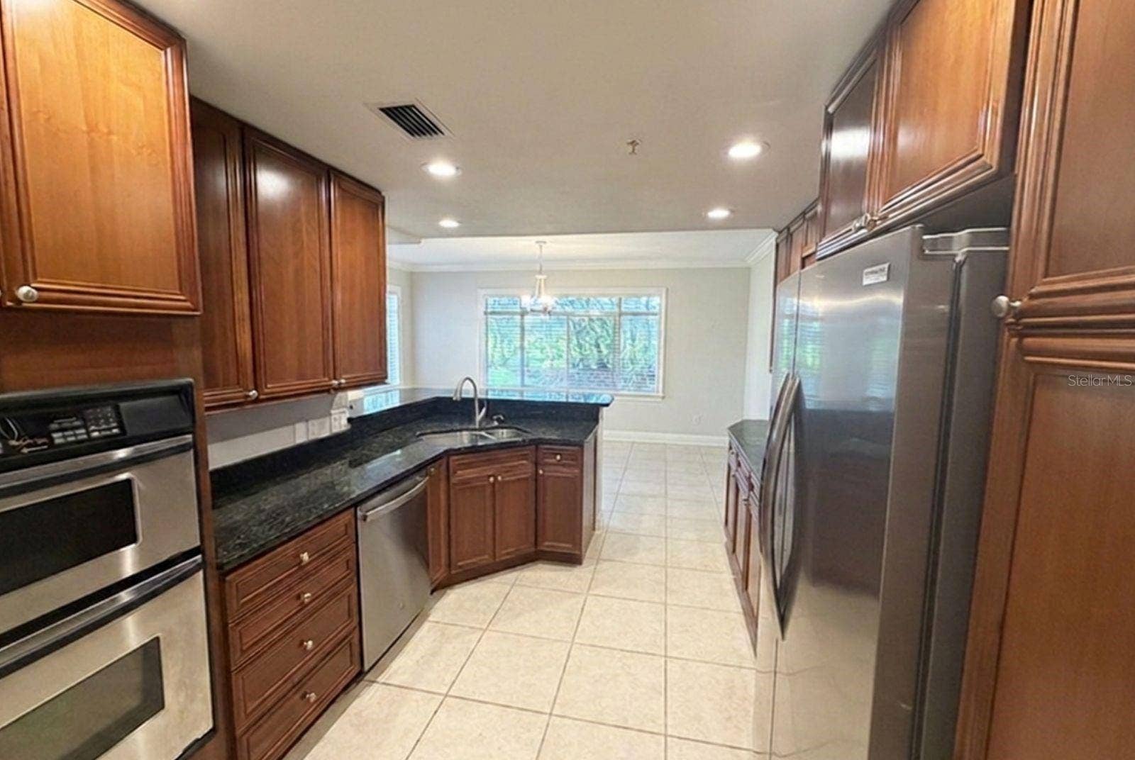 112 CLUB HOUSE DRIVE, #102, Palm Coast, FL 32137 Kitchen