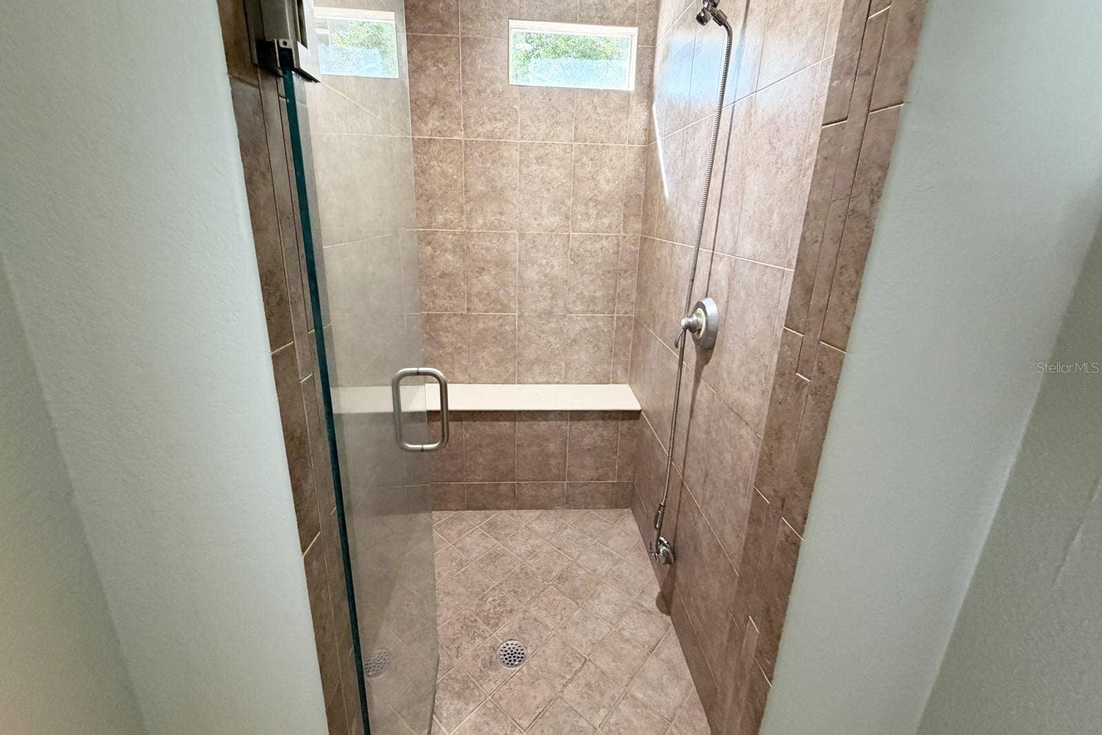 112 CLUB HOUSE DRIVE, #102, Palm Coast, FL 32137 Master Shower